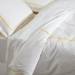 April Duvet Set
