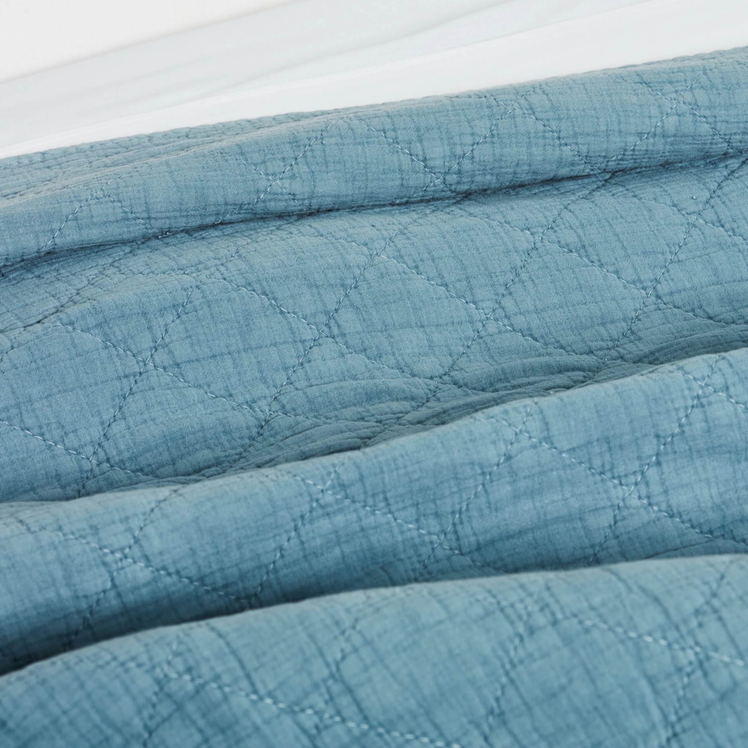 Huntington Coverlet 5 Huntington Coverlet - Image 3