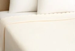 King Isabel Coverlet, Champagne