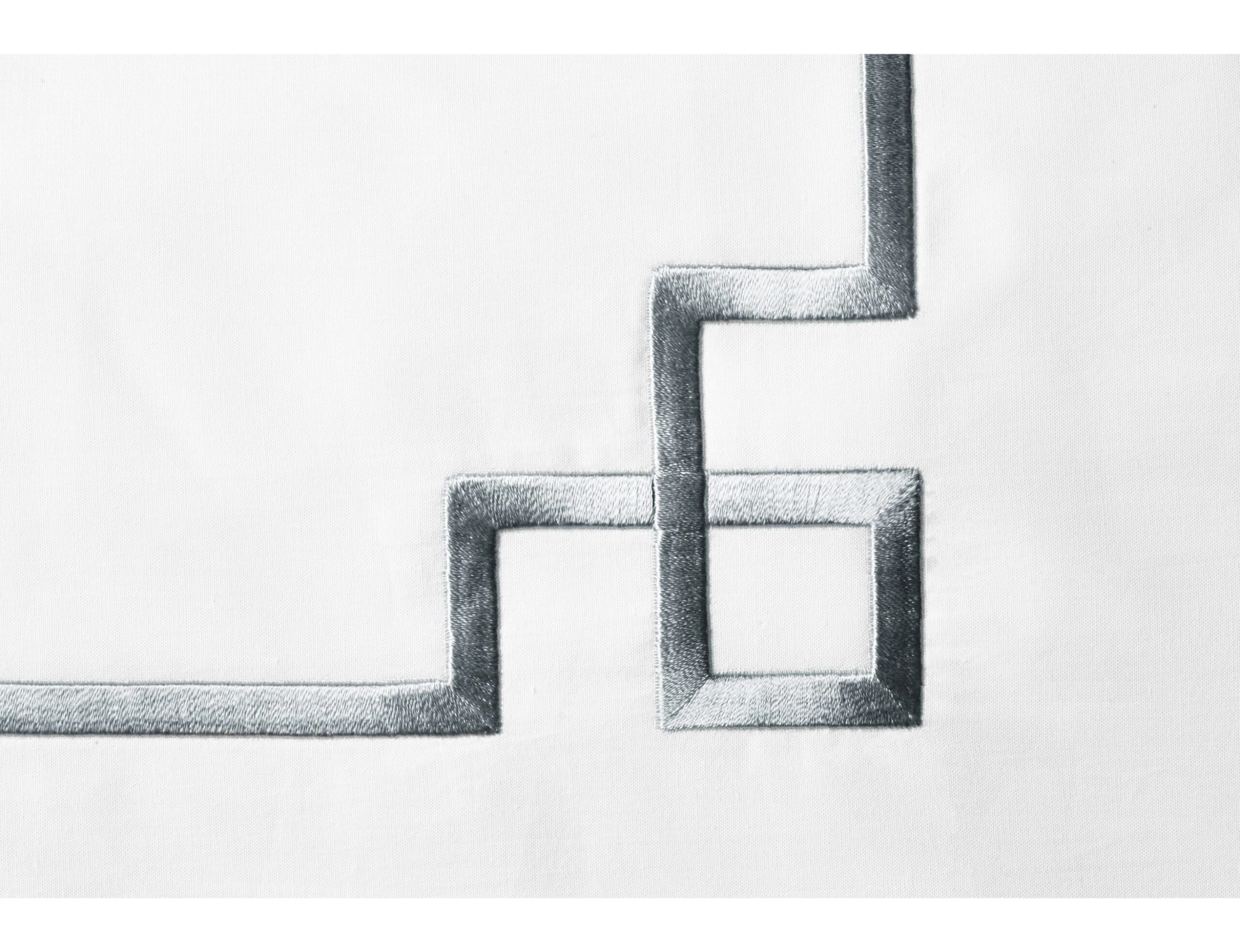 Qn Fretwork Sheet Set, White 4 Qn Fretwork Sheet Set, White - Image 2